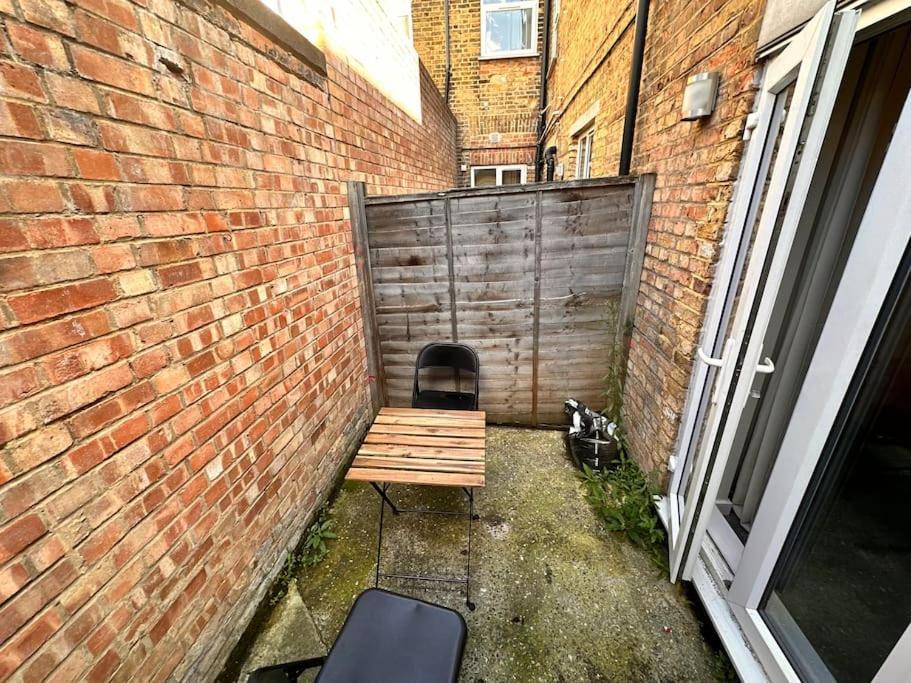 2 Bedroom Apartment In Se13 Londres Exterior foto